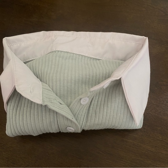 mint green top - Picture 6 of 6